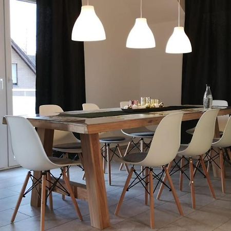 Modern Wohnen I Parkplatz I Wlan I Netflix I Balkon I 6 Schlafplaetze Lejlighed Bad Oeynhausen Eksteriør billede