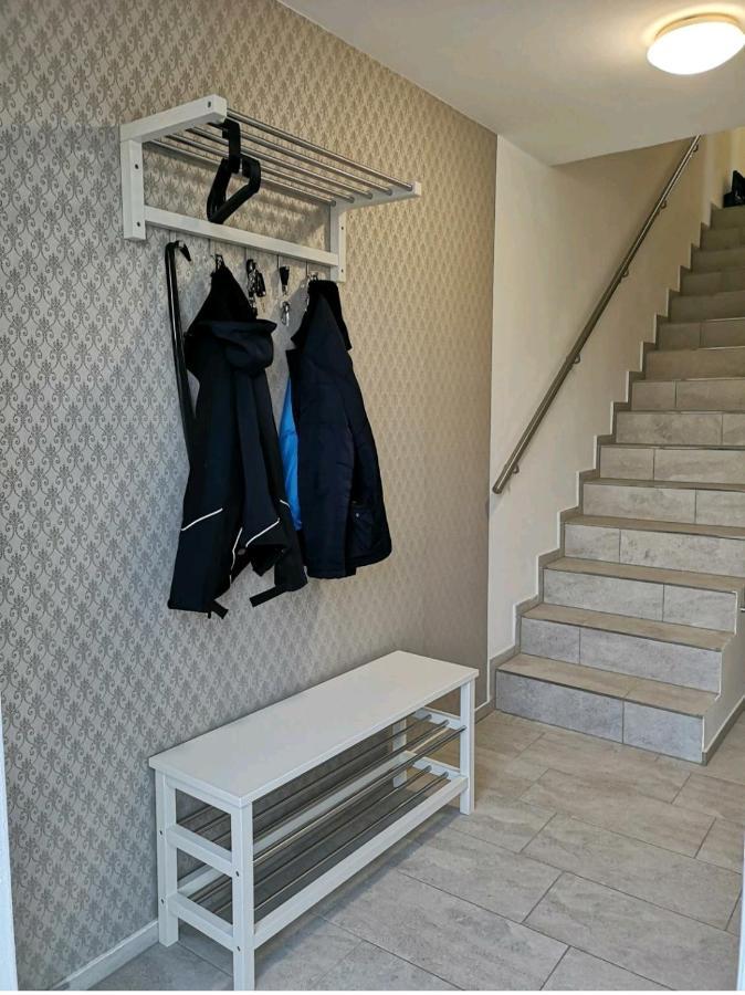 Modern Wohnen I Parkplatz I Wlan I Netflix I Balkon I 6 Schlafplaetze Lejlighed Bad Oeynhausen Eksteriør billede